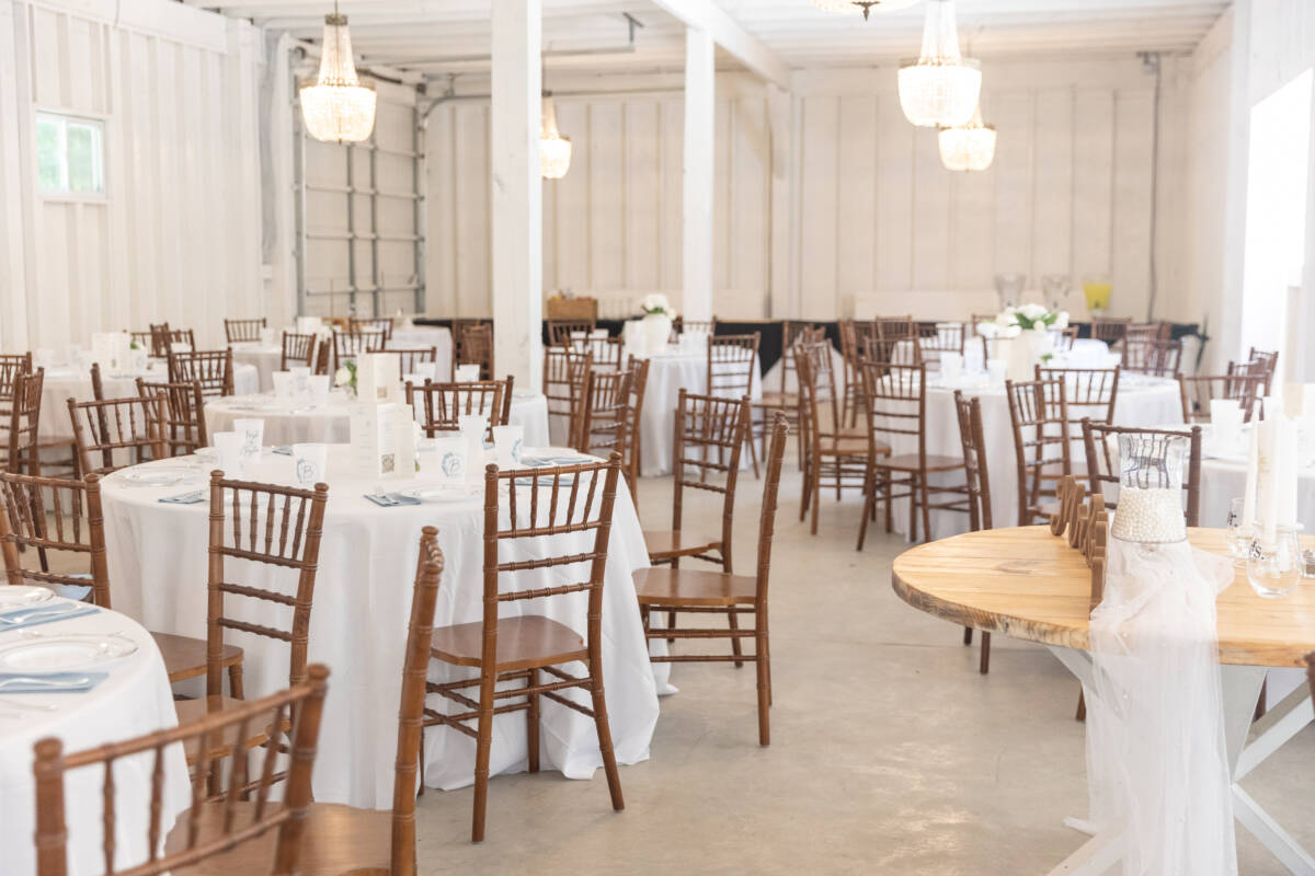 Taylor and Josh Loblolly Estate Outer Banks Wedding by Kristi Midgette Photography22