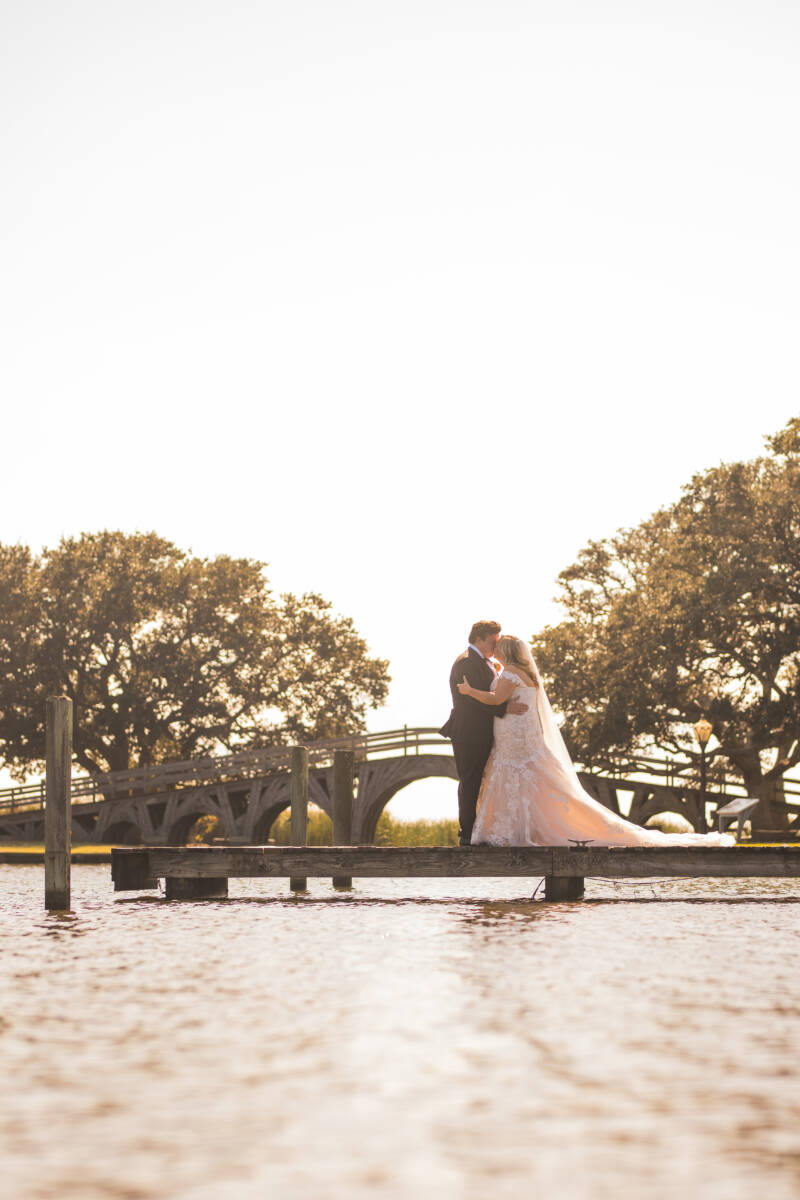 Kelsey and Bo Classic Whalehead Club Wedding Ryan and Rach Photography13