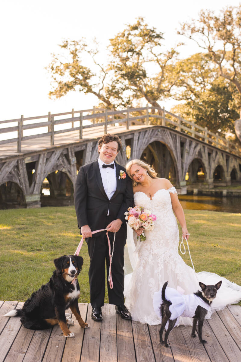 Kelsey and Bo Classic Whalehead Club Wedding Ryan and Rach Photography21