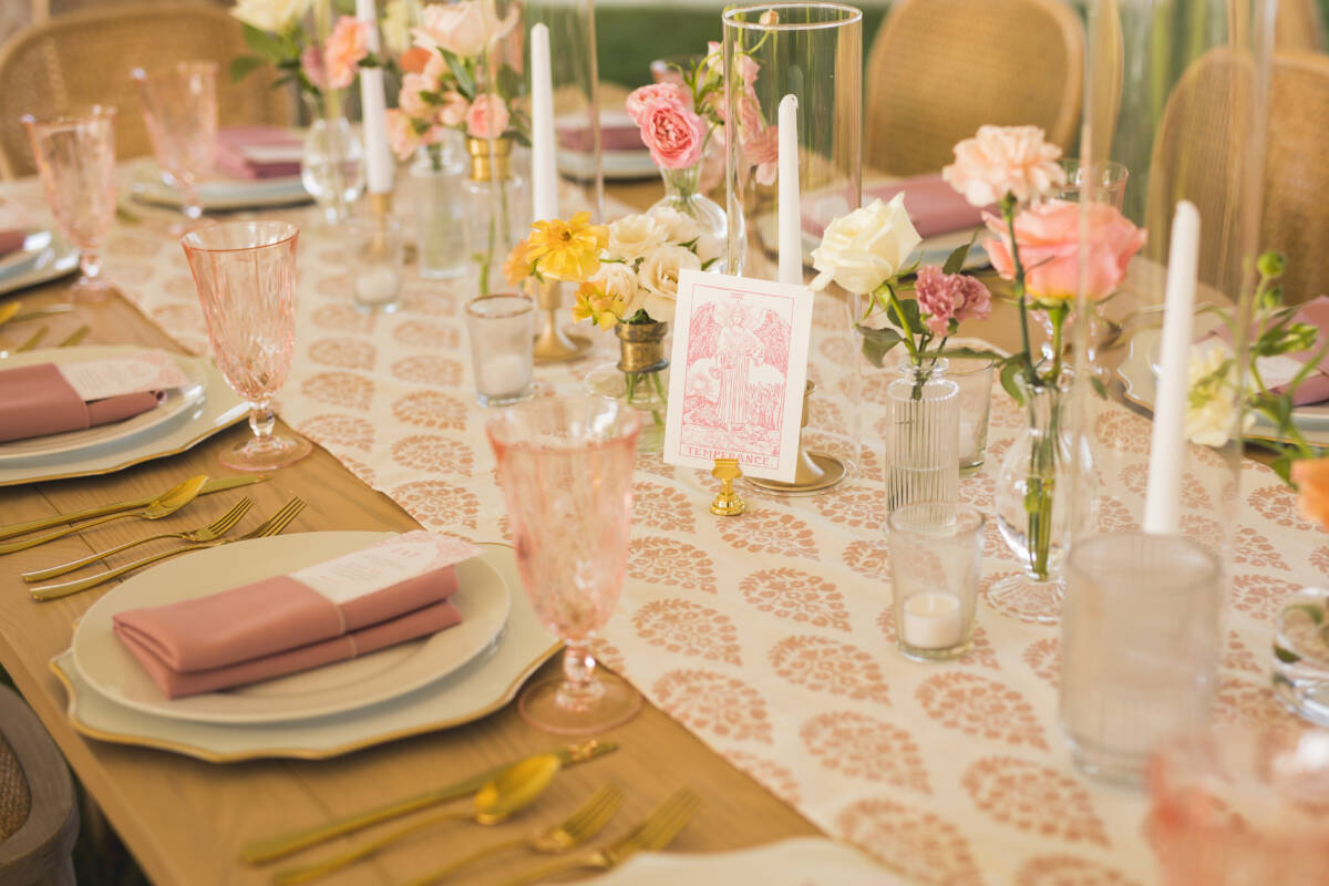 Kelsey and Bo Classic Whalehead Club Wedding Ryan and Rach Photography25