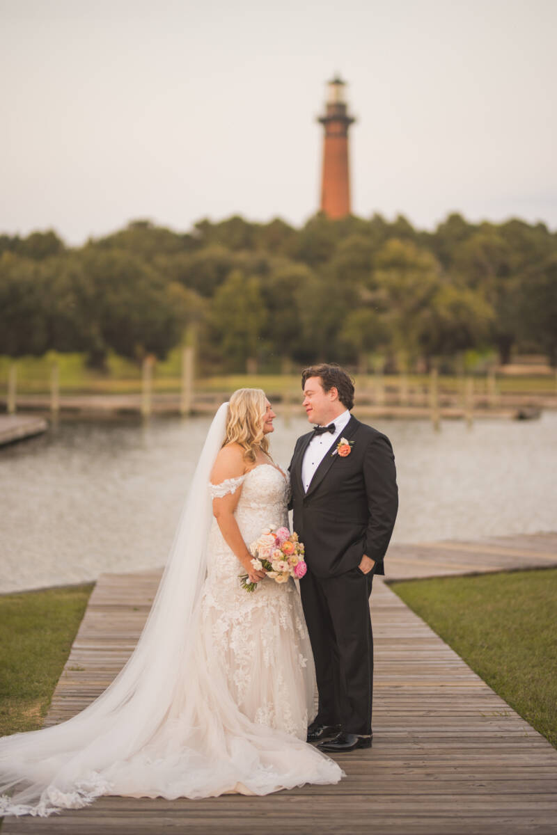 Kelsey and Bo Classic Whalehead Club Wedding Ryan and Rach Photography67
