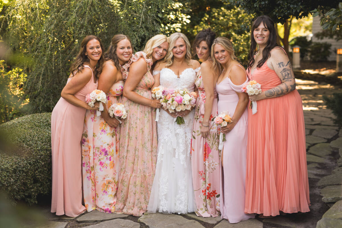 Kelsey and Bo Classic Whalehead Club Wedding Ryan and Rach Photography9