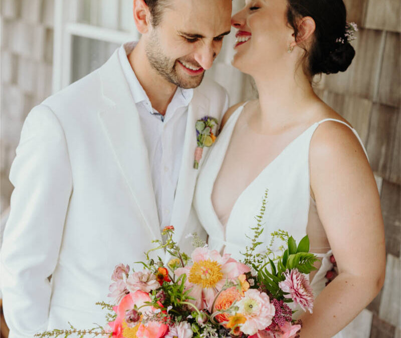 Lauren + Solomon | Floral-Filled First Colony Inn Wedding