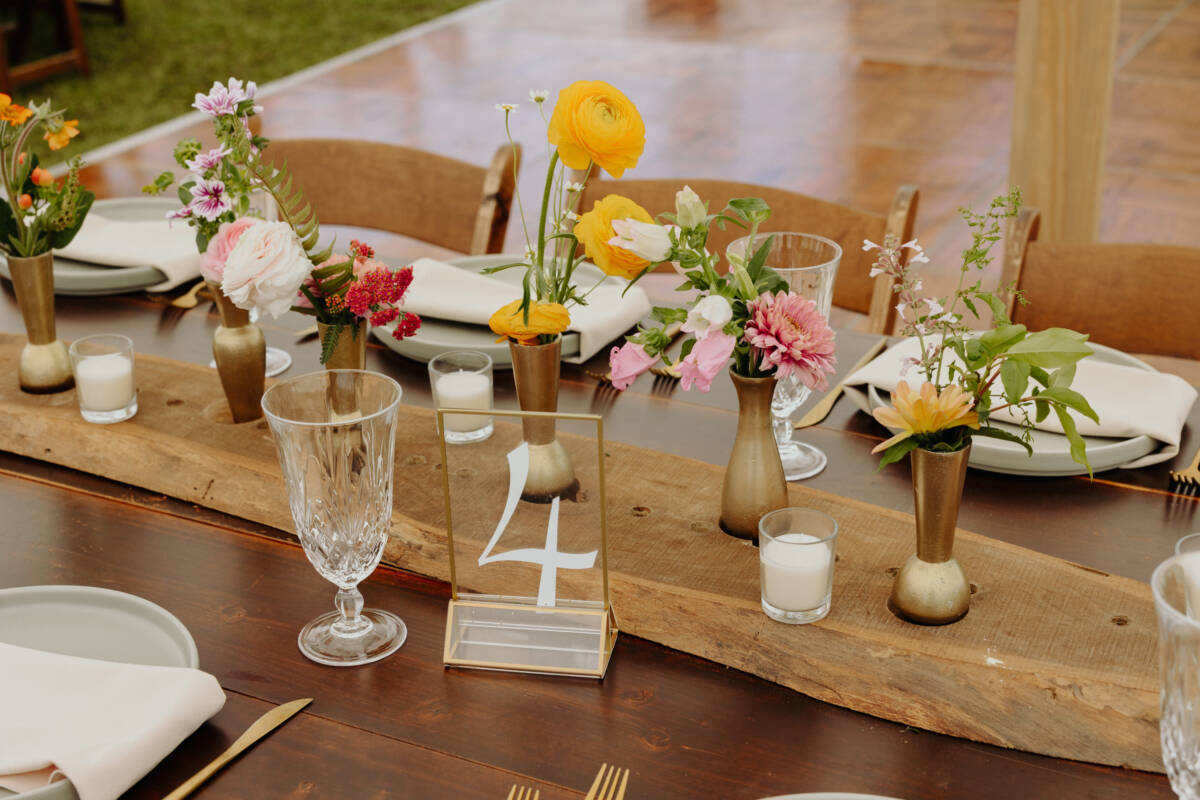 floral filled first colony inn wedding by sarah dambra photography56