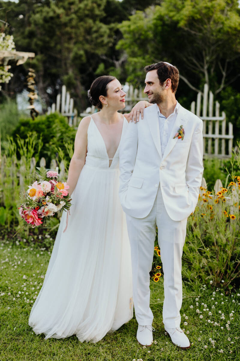 floral filled first colony inn wedding by sarah dambra photography86