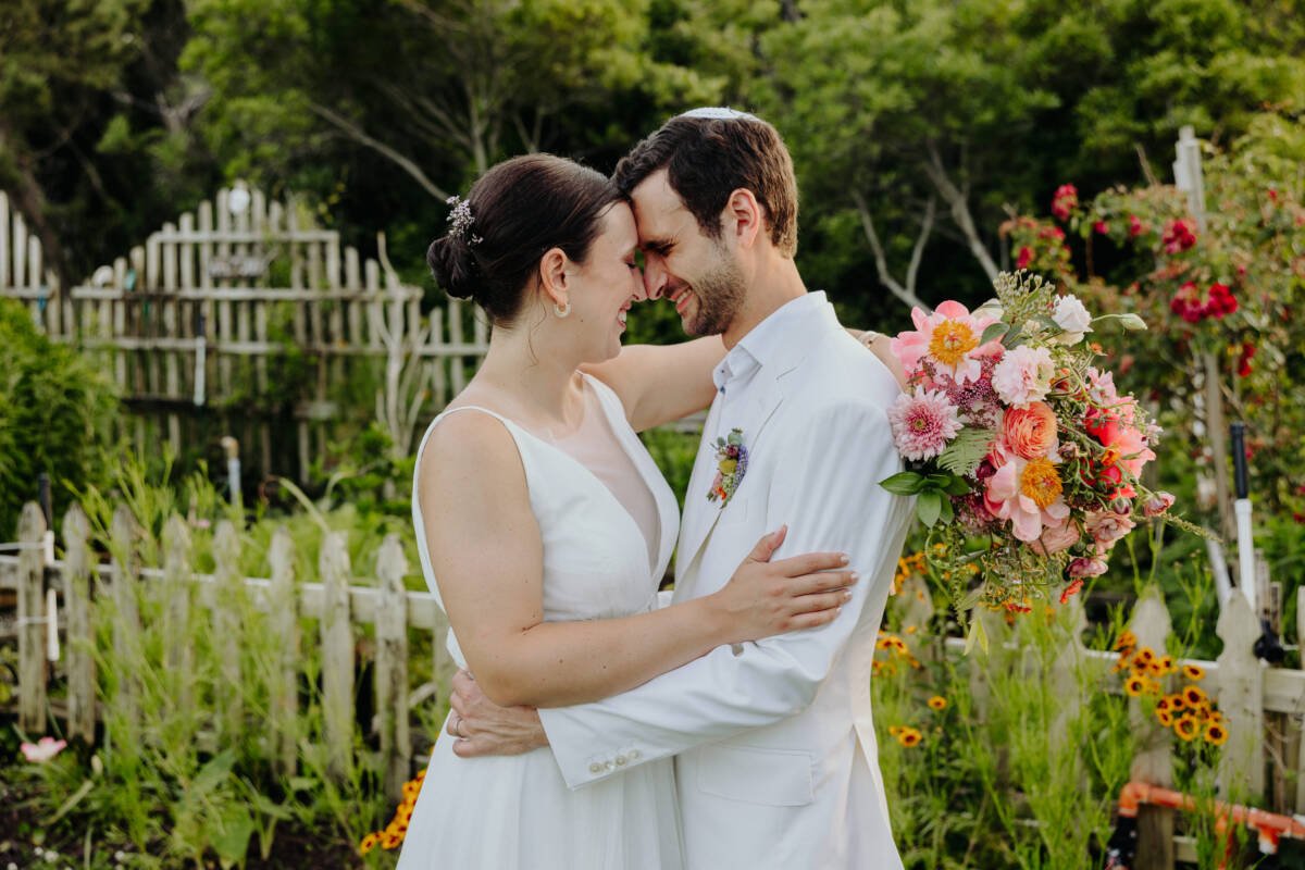 floral filled first colony inn wedding by sarah dambra photography89