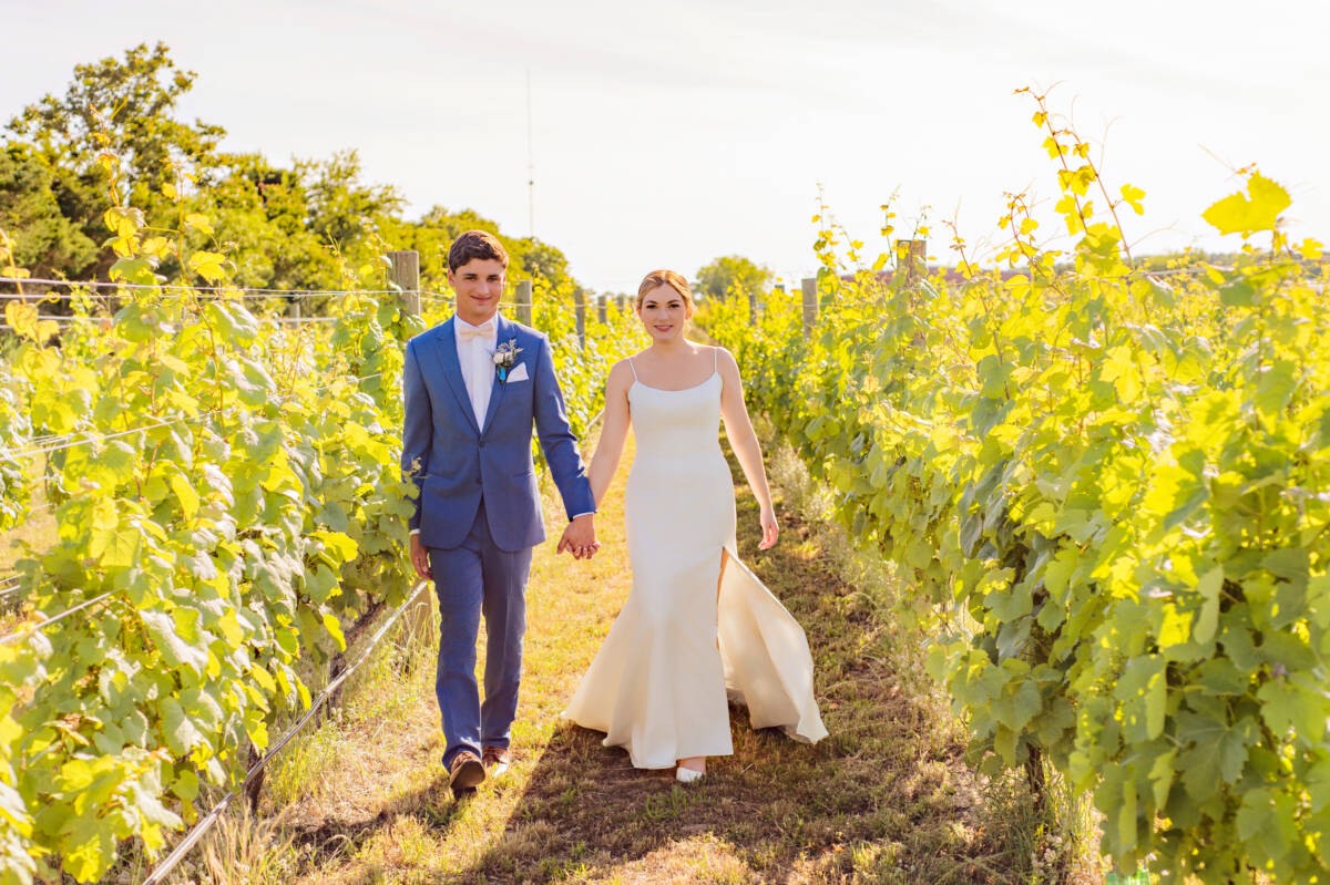 romantic rustic sanctuary vineyards wedding by brooke mayo23