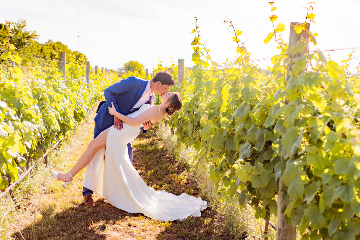 romantic rustic sanctuary vineyards wedding by brooke mayo4