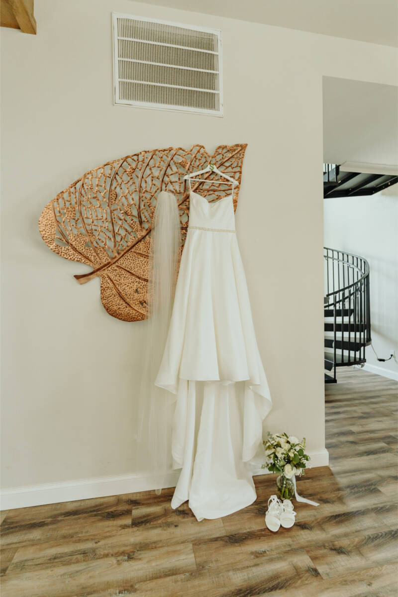 spring nags head wedding by maria kandolva13