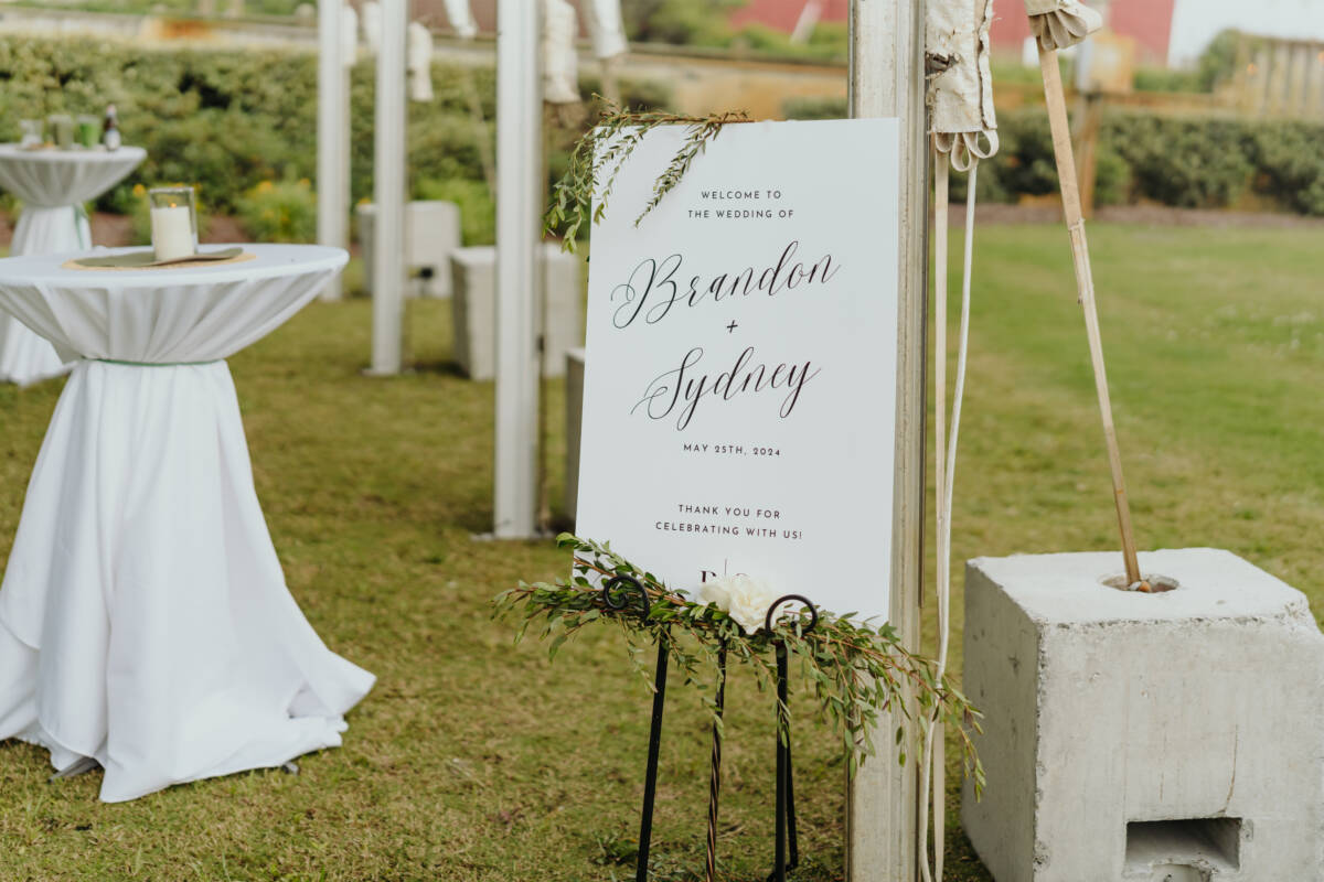 spring nags head wedding by maria kandolva16