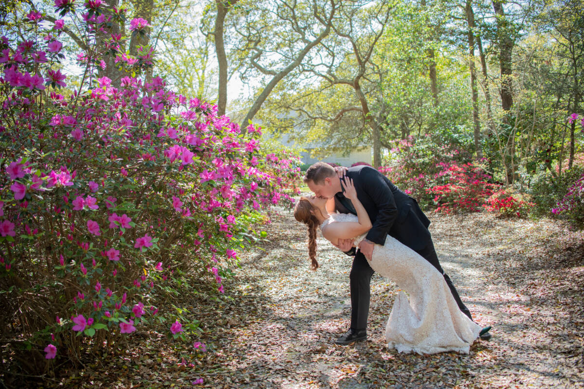 taryn and andrew wedding at westside inn30