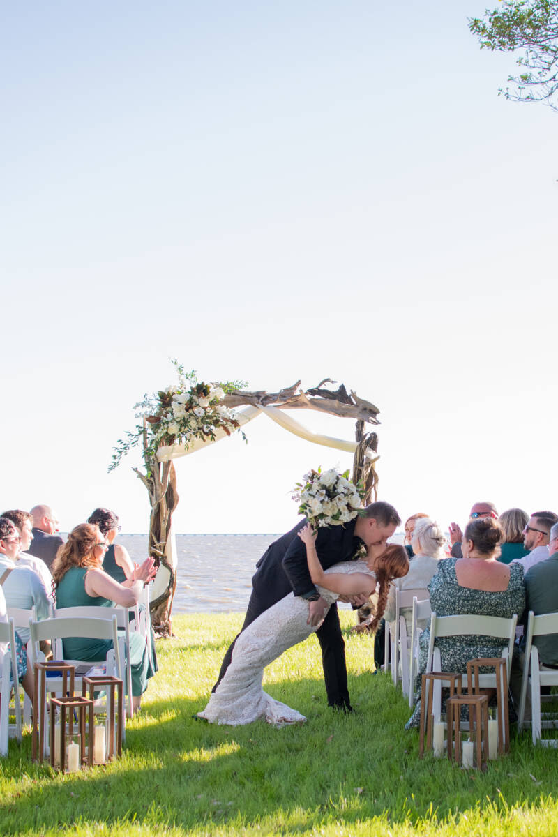 taryn and andrew wedding at westside inn43