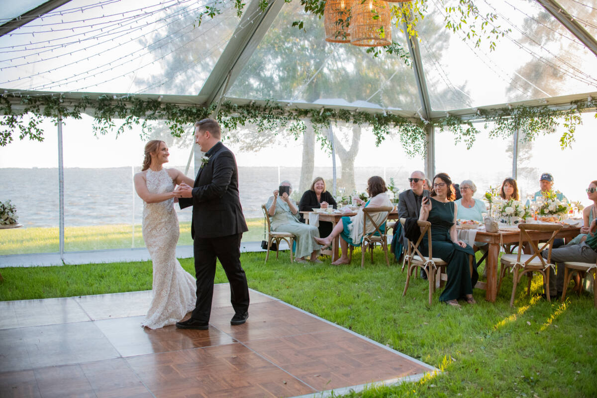 taryn and andrew wedding at westside inn45